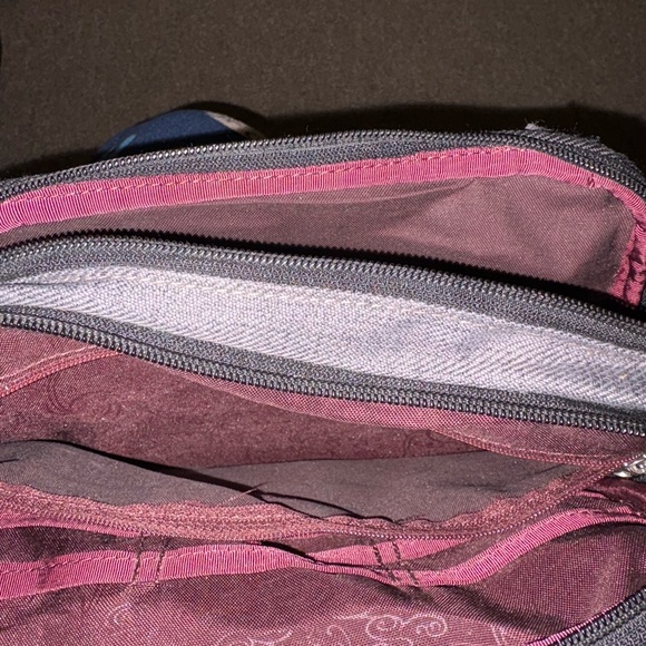 REI Dark Gray  With Heart Crossbody Travel Hiking Small Bag Pouch - Picture 2 of 4